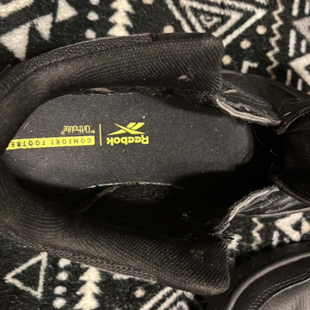 Black Reebok Mids - Picture 3 of 4